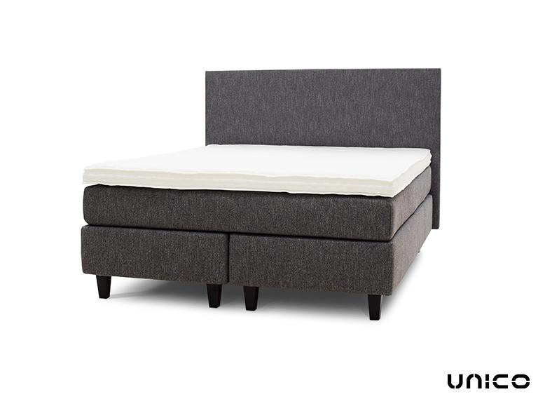 Lakeus contintental bed with headboard